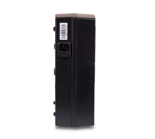 Источник бесперебойного питания SVC U-650-L, Smart, USB, Диапазон работы AVR: 145-290В, Бат.: 12В/7 Ач., 6 вых.: Shuko CEE7(3 с работой от батареи, 3 сетевой фильтр), USB 5В/2А*2 шт., Чёрный в Бишкеке, Кыргызстане Источник бесперебойного питания SVC U-650-L, Smart, USB, Диапазон работы AVR: 145-290В, Бат.: 12В/7 Ач., 6 вых.: Shuko CEE7(3 с работой от батареи, 3 сетевой фильтр), USB 5В/2А*2 шт., Чёрный в Бишкеке, Кыргызстане